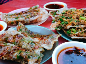 Muôn kiểu bánh tráng nướng ngon, lạ mắt